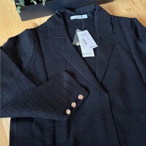 *New* CLEO Black Blazer-Style Sweater in Petite Large